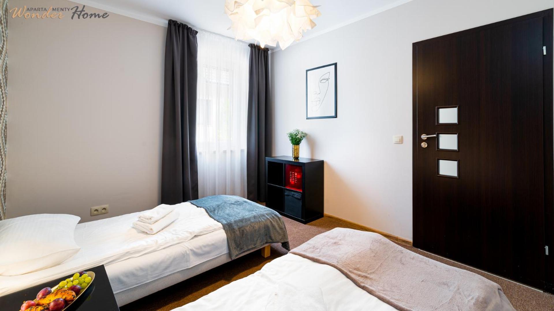 Apartamenty Czerwony Dworek - Duzy Teren Zielony, Plac Zabaw, Miejsce Na Grilla I Staw Z Mozliwoscia Wedkowania, Boisko Мыслаковице Экстерьер фото