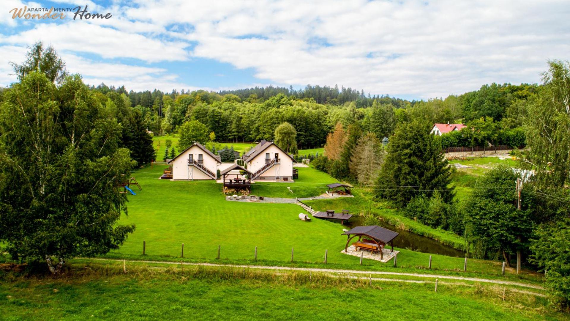 Apartamenty Czerwony Dworek - Duzy Teren Zielony, Plac Zabaw, Miejsce Na Grilla I Staw Z Mozliwoscia Wedkowania, Boisko Мыслаковице Экстерьер фото